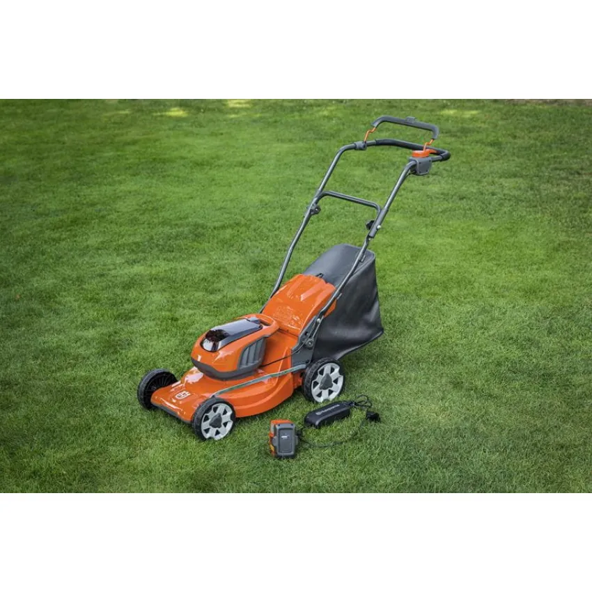 Husqvarna LC 137i Акумулаторна Косачка Комплект с Батерия и Зарядно | 37 см, 36V
