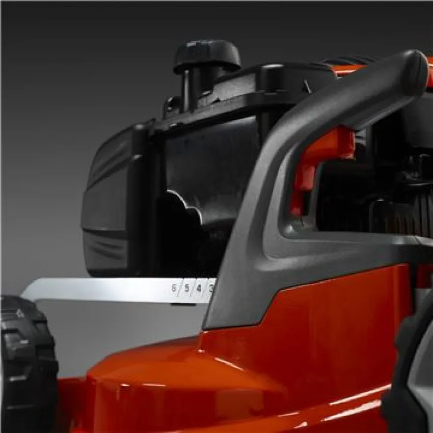 Тороразпръсквач HUSQVARNA 75 Разпръсквачка - Широчина 75 см, Капацитет 30 л