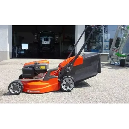 Косачка Husqvarna LC 253S - Самоходна, 53 см Ширина, 2.4 кВт Мощност