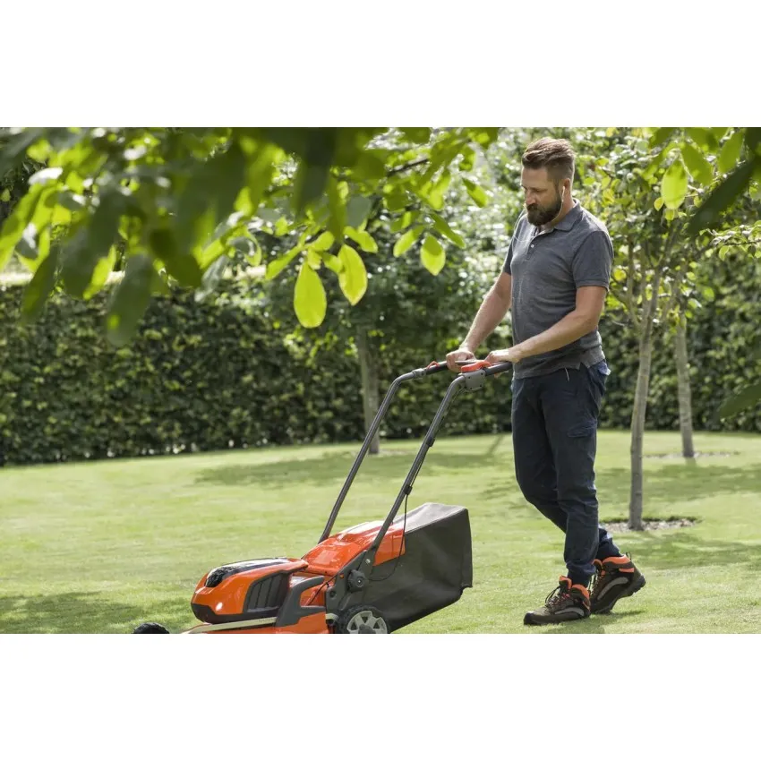 Husqvarna LC 142i Акумулаторна Косачка за Трева - 42 см Ширина, 36V Система, Лесна за Използване