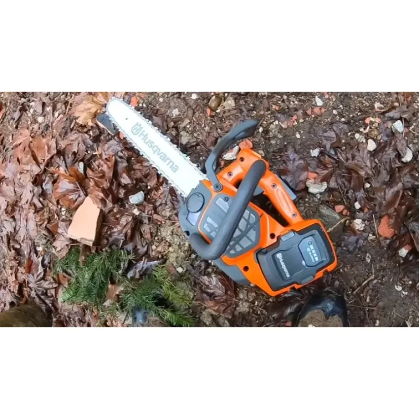 Husqvarna T540i XP - Професионален Акумулаторен Трион за Кастрене