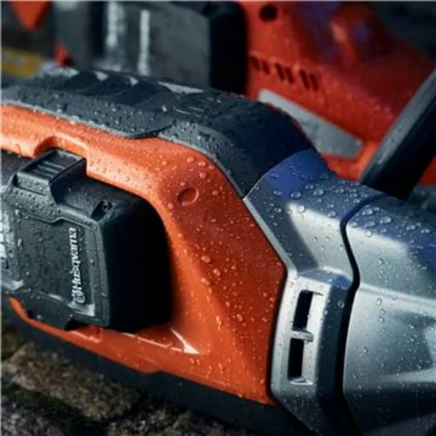 Husqvarna 530i PT5 - Професионален Акумулаторен Телескопичен Прътов Трион