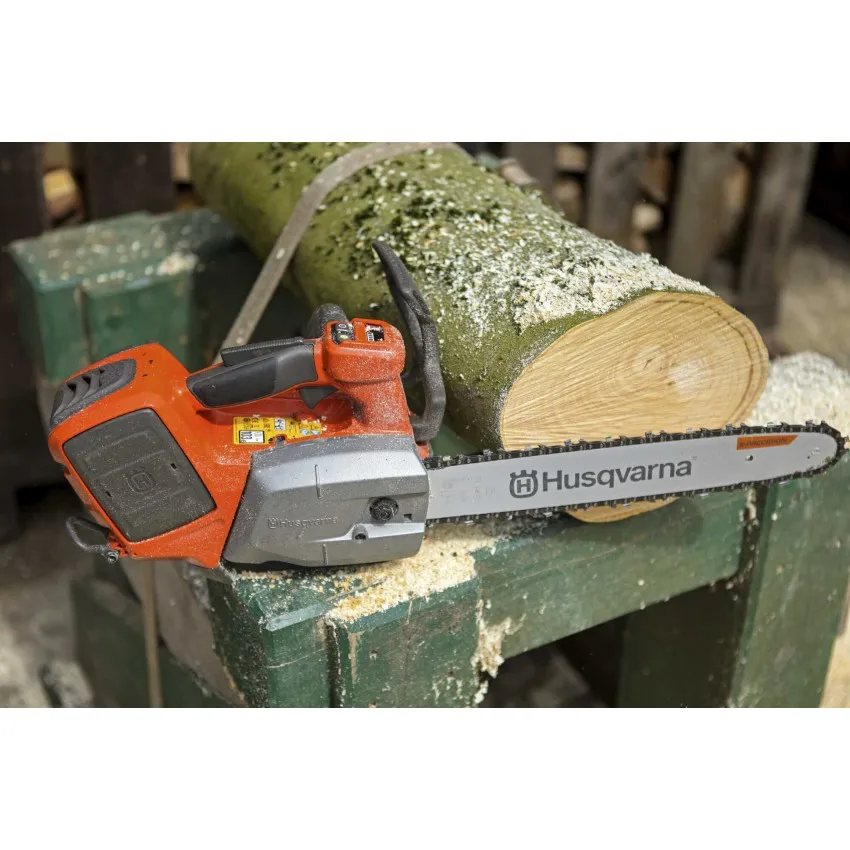 Husqvarna T542i XP - Професионален Акумулаторен Верижен Трион с 40 см Шина