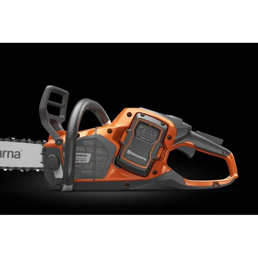 Husqvarna T542i XP - Професионален Акумулаторен Верижен Трион с 40 см Шина