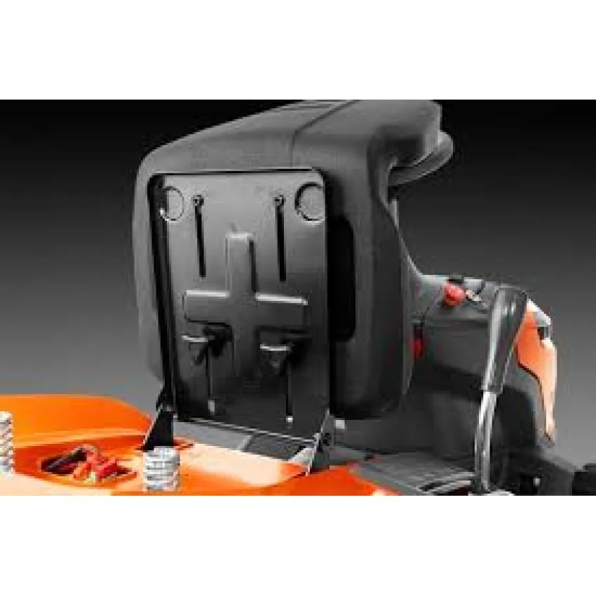 Husqvarna TC 114 Градински трактор - 95 см ширина на косене, 250 л кош и хидростатична трансмисия