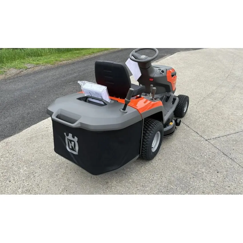 Husqvarna TC 112 - Мощна и компактна тракторна косачка с хидростатична трансмисия