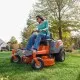 Husqvarna Z242F - Професионална косачка с нулев радиус на завиване, 42 инча (107 см)