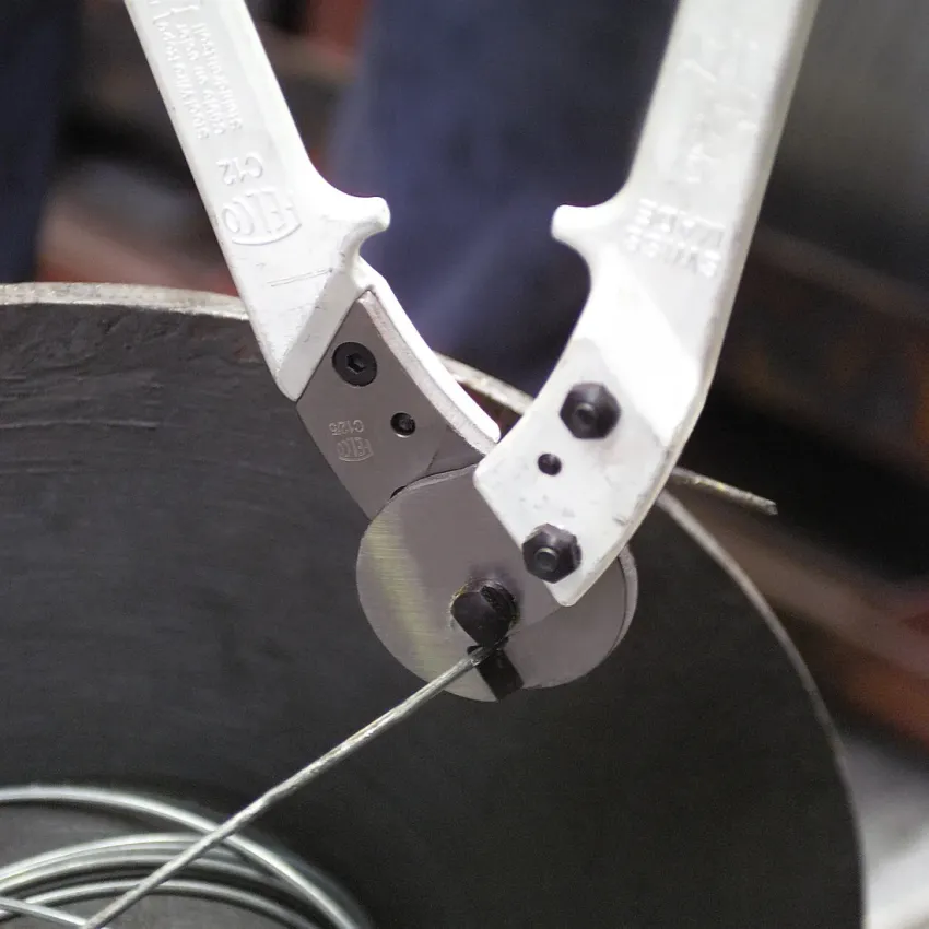 FELCO C12 Ножица за рязане на метални въжета до 12 mm