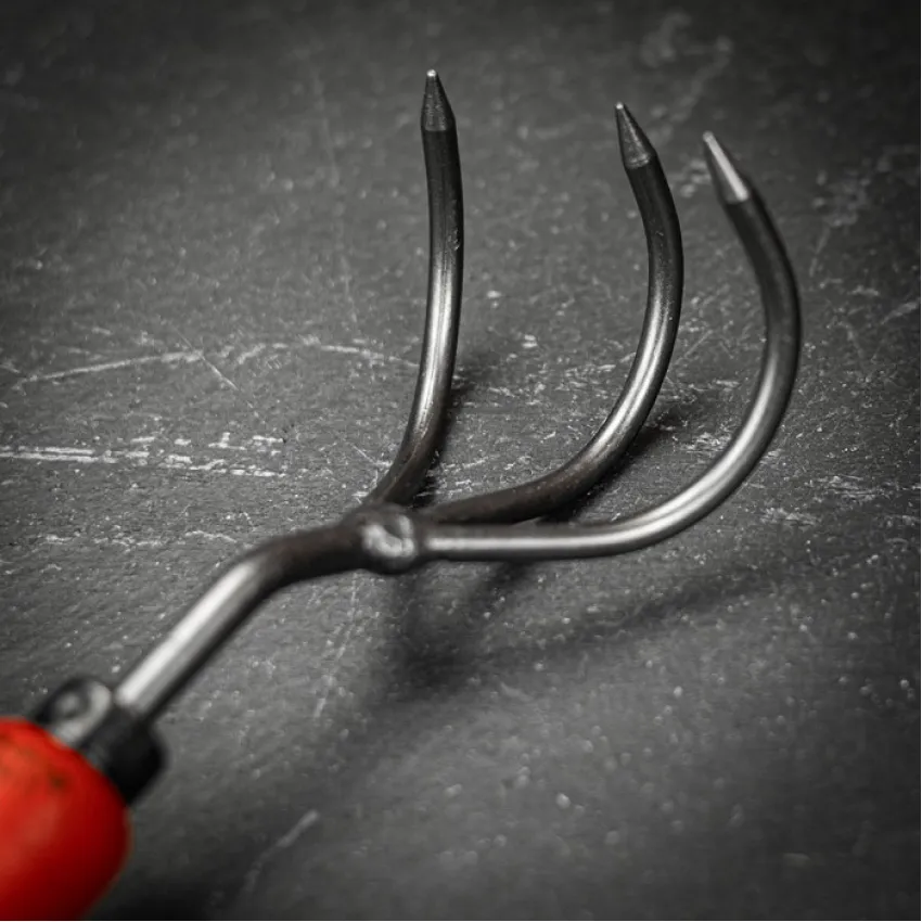 FELCO 411 Ръчен култиватор с 3 извита зъба за разрохване и аериране