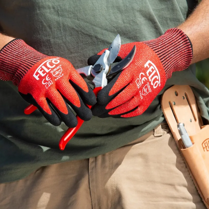 FELCO 701 Защитни полиетиленови ръкавици за работа с градински инструменти