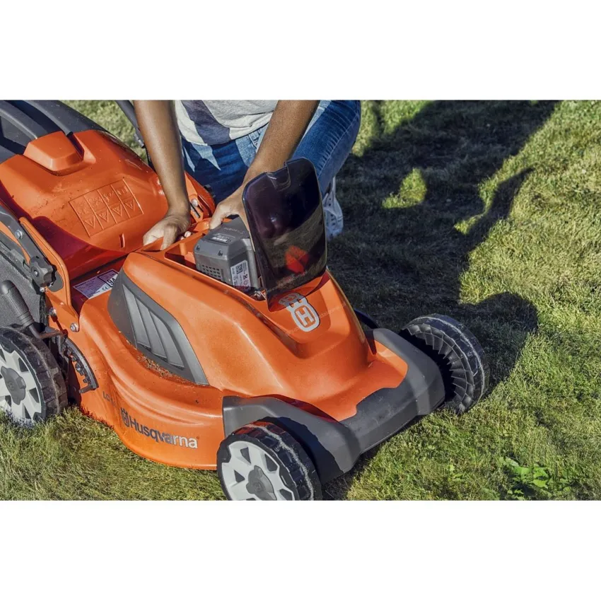 Husqvarna LC141Li Акумулаторна Косачка - 36V, 41 см