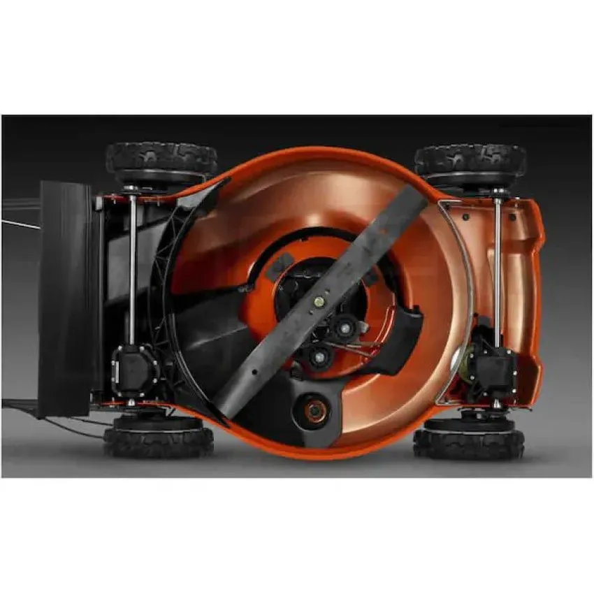 Бензинова косачка Husqvarna LB 144 - Компактна, лека, с BioClip® мулчиране и централно регулиране на височината