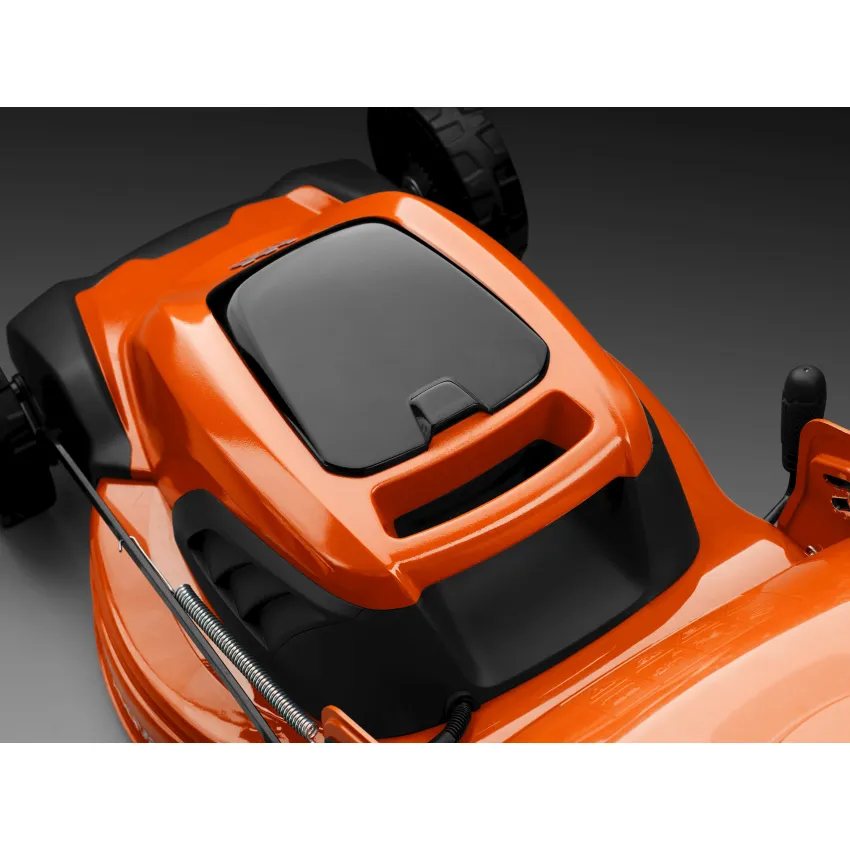 Husqvarna LC 137i Акумулаторна Косачка Комплект с Батерия и Зарядно | 37 см, 36V