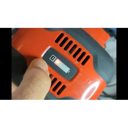 Husqvarna BLi20 - Мощна литиево-йонна акумулаторна батерия 36V 4.0Ah