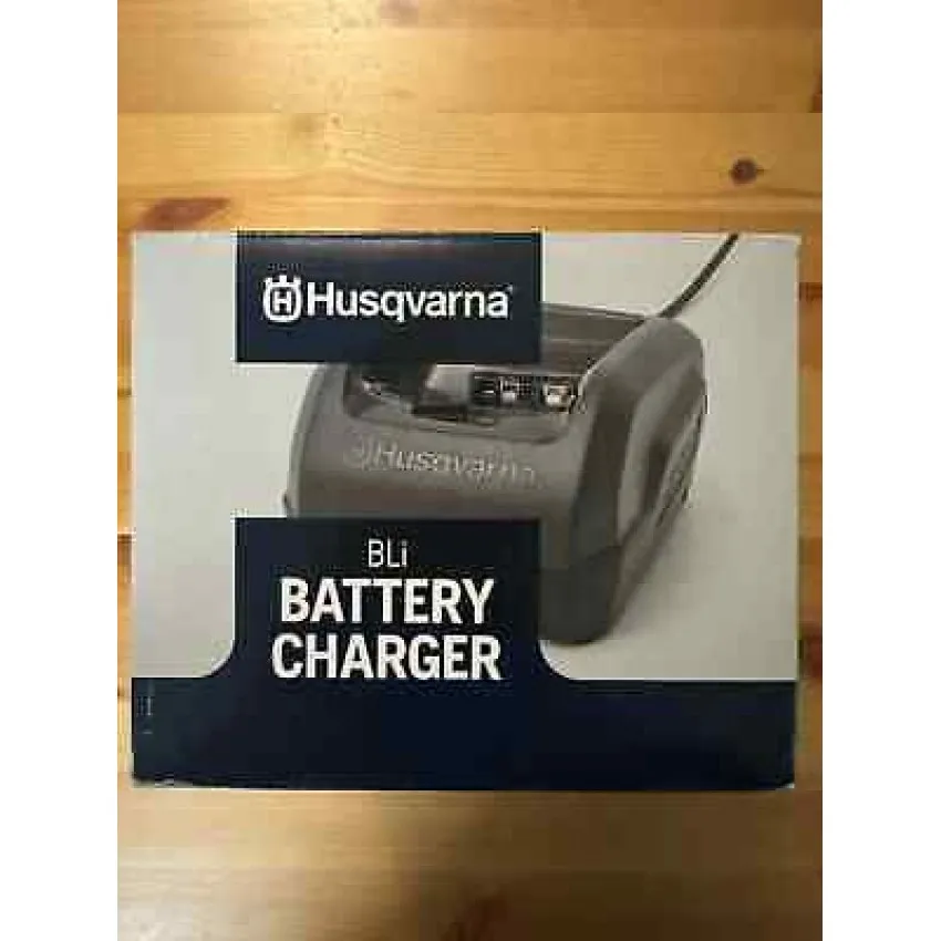 Зарядно Устройство HUSQVARNA 40-C80 - Бързо Зареждане за Акумулаторни Инструменти