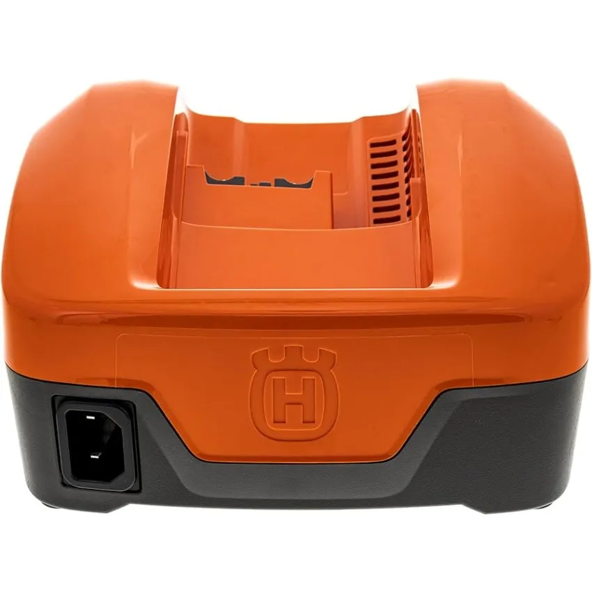 Husqvarna QC330 - Бързо зарядно устройство за акумулаторни батерии (330W)