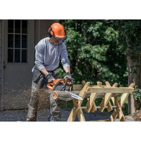 Моторен Трион Husqvarna 130-14", 38 см³,  4.7 кг, 1.5 kW