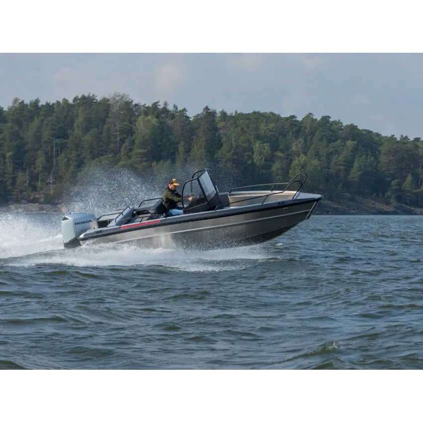 Honda Двигател BF 135D LDU 135 к.с, дълъг ботуш, електрически стартер, дистанционно електронно управление, електрохидравлично регулиране на наклона, 40А генератор