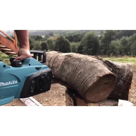 Електрически верижен трион Makita UC4041A 1.8 kW, 40 cм, 3/8"