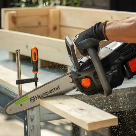 Husqvarna Aspire C15X – Акумулаторен верижен трион, 18 V, 25 см, без батерия и зарядно