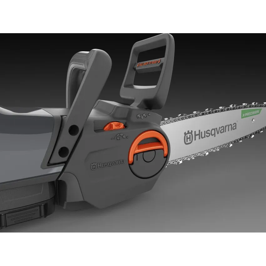 Husqvarna Aspire C15X KIT – Акумулаторен верижен трион, 18 V, 4 Ah, 25 см, с батерия и зарядно