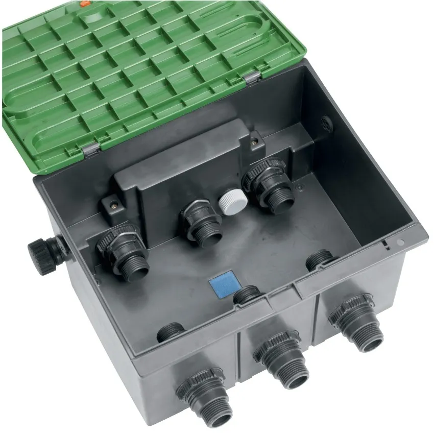 GARDENA 01255-29 Защитна кутия за воден клапан - КЛАПАННА КУТИЯ V3 за 3 клапана 9 V