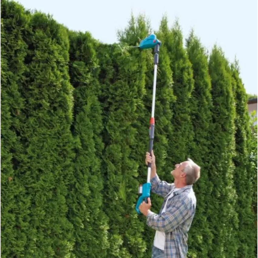 GARDENA THS Li-18/42 - Акумулаторна телескопична ножица за жив плет, 18V, 42 см