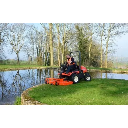 Професионална косачка KUBOTA F1900 E