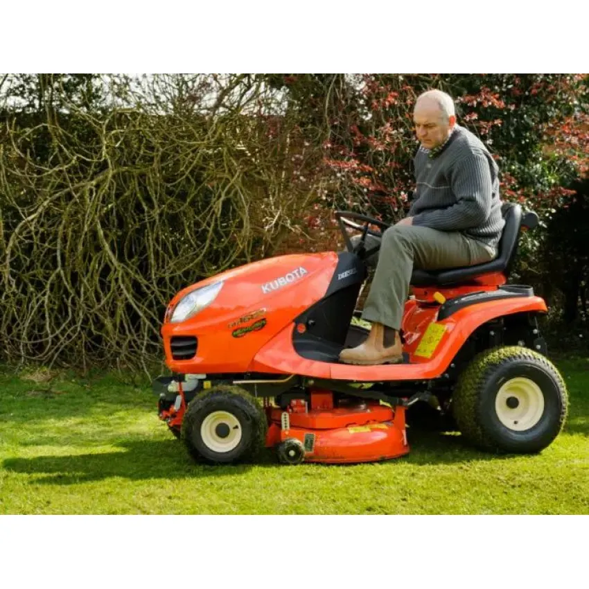 KUBOTA GR1600 ID – професионална тракторна косачка