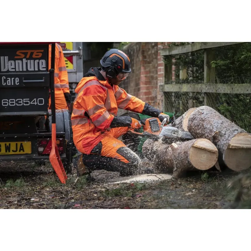Husqvarna 540i XP® G Акумулаторен Моторен Трион с Отопляеми Дръжки и Интегрирана Свързаност