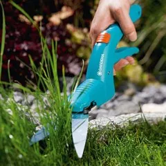 НОЖИЦИ ЗА ТРЕВА