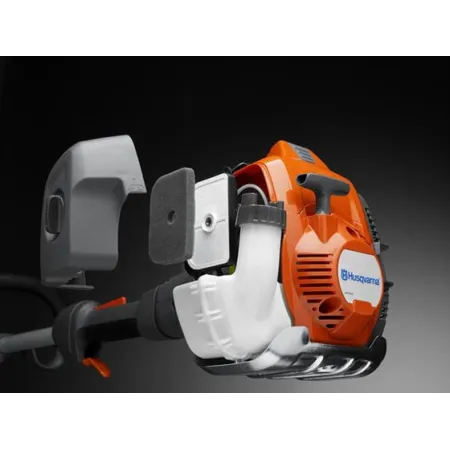 Прътова кастрачка Husqvarna 525P4S - Мощна и лека, с дължина 2.4 метра