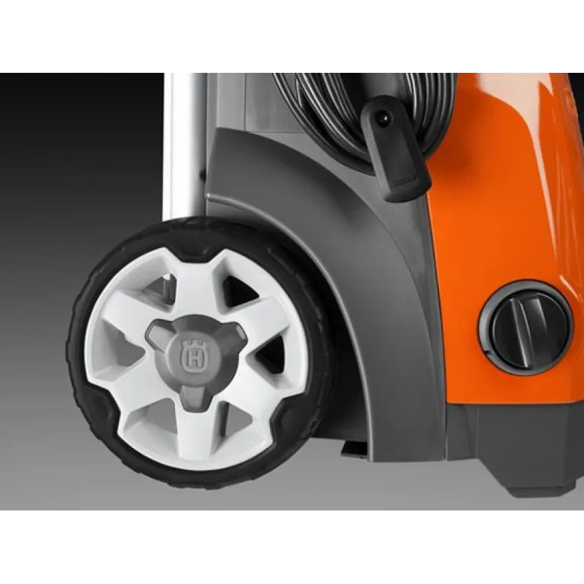 Husqvarna PW345C - Мощна водоструйка 2400W, 145 бара, 550 л/ч