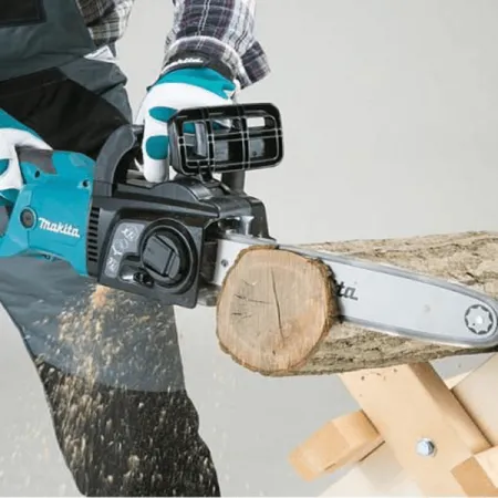Електрическа резачка за дърва Makita UC4551A, 2000 W, 450 мм