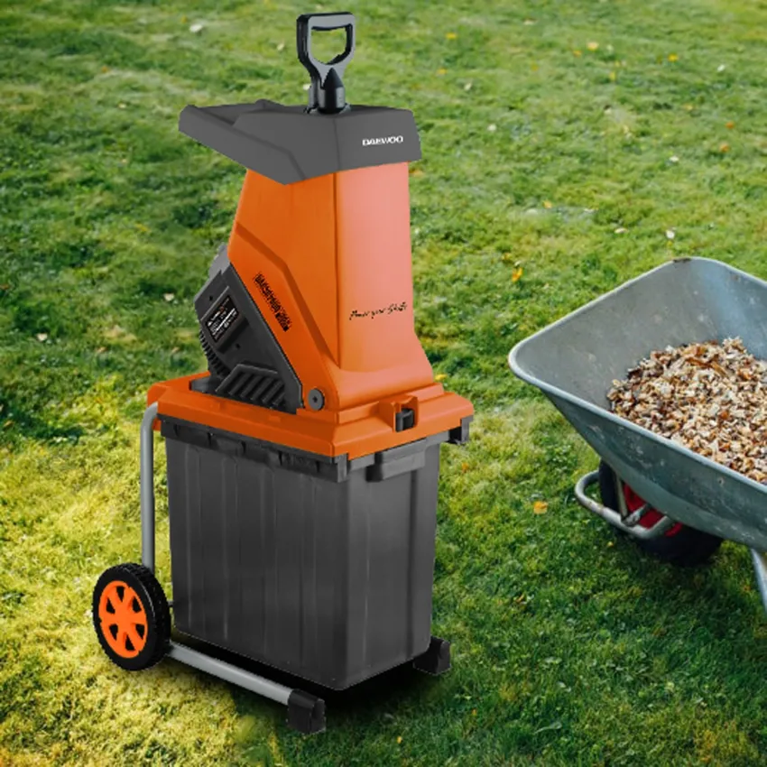 DAEWOO DACSB2500 – Електрическа дробилка за клони 2500W с пластмасов кош